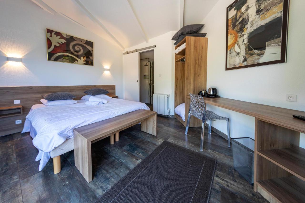La Jalousie Hotel Saint-Aignan-de-Cramesnil Ngoại thất bức ảnh