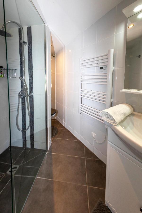 La Jalousie Hotel Saint-Aignan-de-Cramesnil Ngoại thất bức ảnh